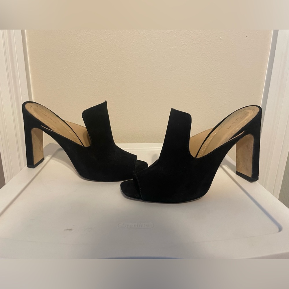 Nordstrom Signature black heels - Picture 2 of 7